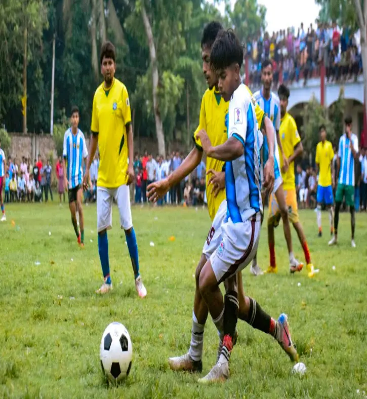 কাপাসিয়া থেকে আগ্নেয়াস্ত্র ও পেট্রোল বোমা উদ্ধার